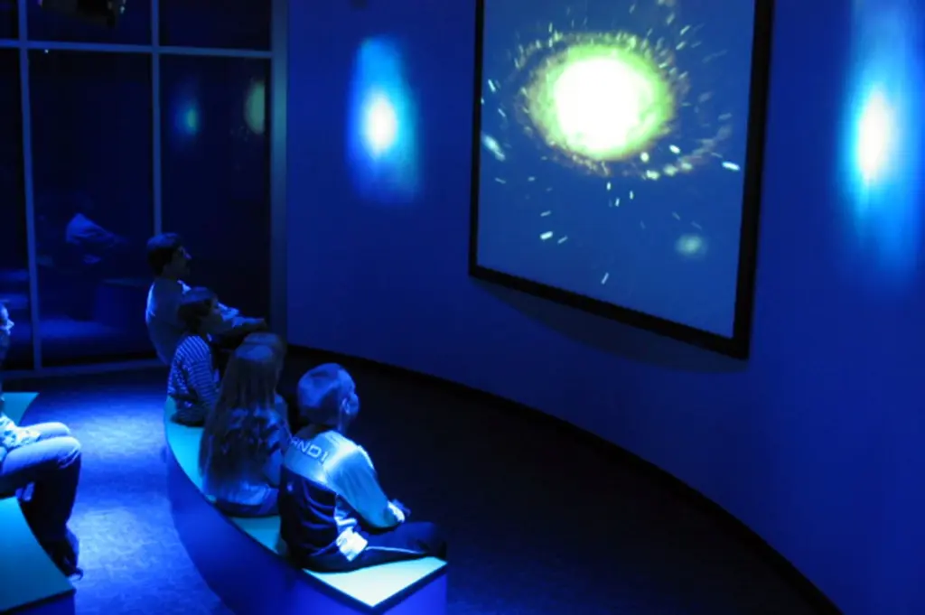 Stargazing Adventures Await: Unveiling the Wonders of the Cosmos at Chabot Space & Science Center in Rockridge, CA